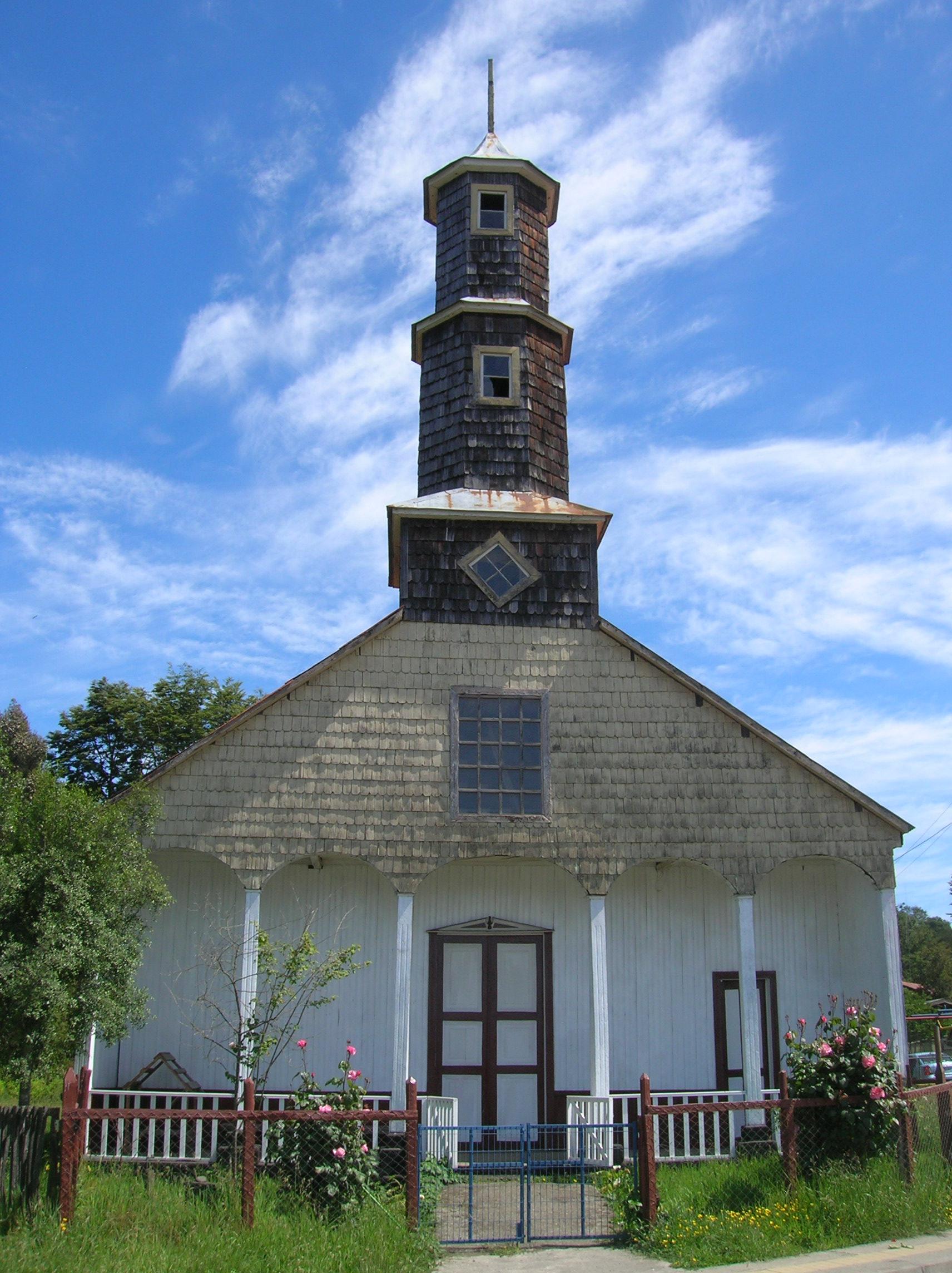 Iglesia de Lincay.