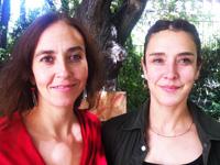 Las académicas Rebeca Silva y Cecilia Wolff. 