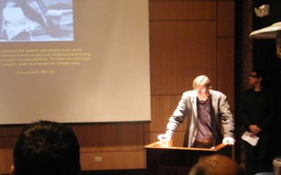 Don Mitchell en la FAU en la Inauguración del Año Académico de la Escuela de Postgrado