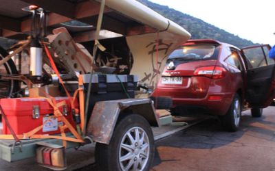 Estudiantes de Diseño destacan en Carrera Solar Atacama con vehículo hecho con colihue
