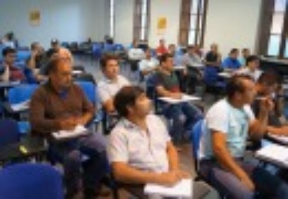 ENOC dicta curso gratuito de tabiquería en alianza con empresa Volcán