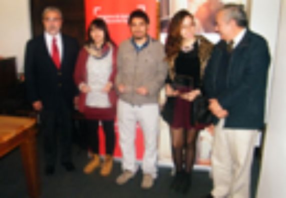 Estudiantes FAU recibieron beca Santander de estudios en el extranjero