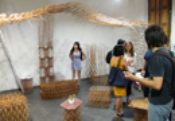 Exposición mostró muebles de mimbre fabricados por estudiantes FAU