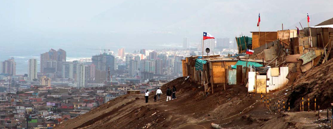 Campamentos aumentaron 33,1% en 2 años en Chile